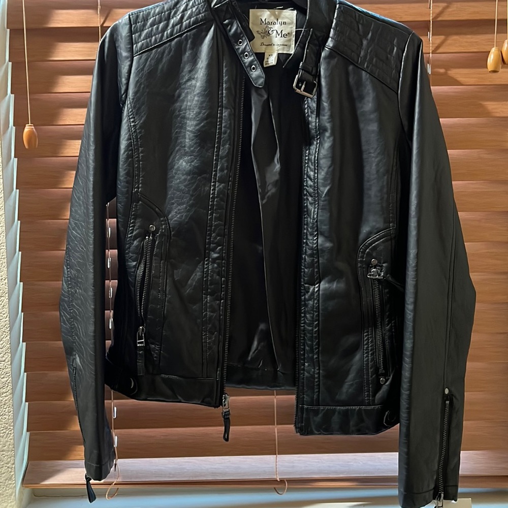 Maralyn &Me jacket BNWT